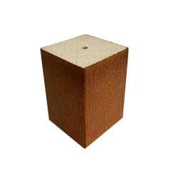 Meubelpoot bruin vierkant 5 bij 5 cm en hoogte 7 cm  van massief hout