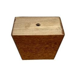 Meubelpoot kersen vierkant 7 bij 4,5 cm en hoogte 5 cm  van massief hout